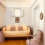 לינה וארוחת בוקר Chateau D'auteuil - D'hotes 4*