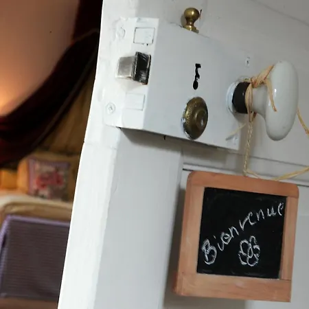 Chateau D'auteuil - D'hotes Bed and breakfast 3*