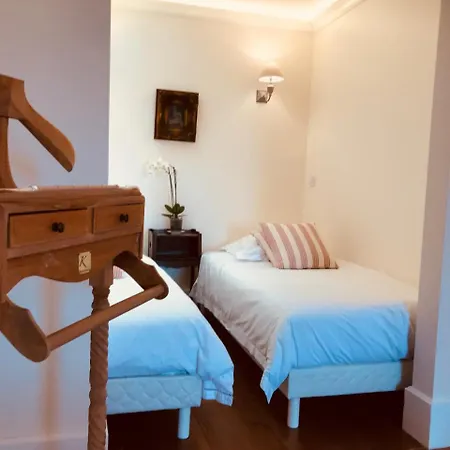 Chateau D'auteuil - D'hotes 4*